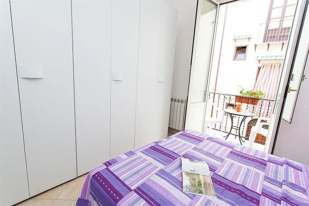 Discesa Delle Capre Palermo Apartment Italy
