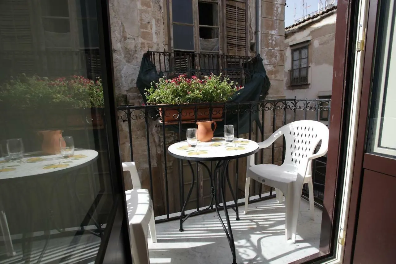 Discesa Delle Capre Palermo Apartment